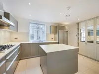 Недвижимость Walpole Street: 12