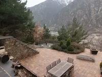 Недвижимость Impressive chalet on Carretera de la Comella: 51