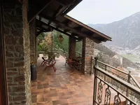 Недвижимость Impressive chalet on Carretera de la Comella: 54