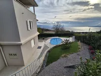 Недвижимость Family House Opatija Fields: 1