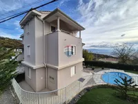 Недвижимость Family House Opatija Fields: 2