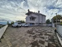 Недвижимость Family House Opatija Fields: 54