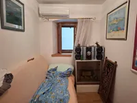 Недвижимость Three-room apartment on the ground floor in the center of Opatija: 7