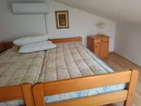 Недвижимость Three-room apartment on the ground floor in the center of Opatija: 12