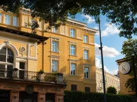 Недвижимость Three-room apartment in the center of Opatija: 19