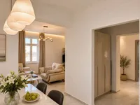 Недвижимость Three-room apartment in the center: 7