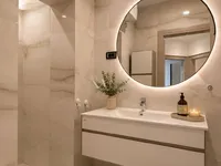 Недвижимость Three-room apartment in the center: 12