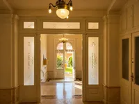 Недвижимость Three-room apartment in the center: 17