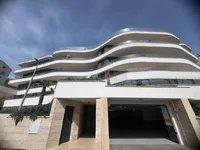 Недвижимость Four-room apartment in the Center: 11