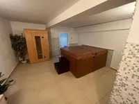 Недвижимость The Pobri Apartment Building: 9