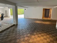 Недвижимость The Pobri Apartment Building: 12