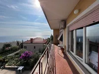 Недвижимость Four-room house in the center: 2