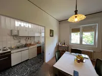 Недвижимость Four-room house in the center: 6