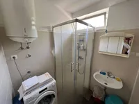 Недвижимость Four-room house in the center: 11