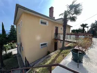 Недвижимость Four-room house in the center: 15