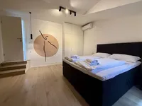 Недвижимость Three-room apartment in the center of Opatija: 10