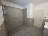 Недвижимость Дом в Полянах, Околица: 22