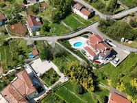 Недвижимость Дом в Полянах, Околица: 69