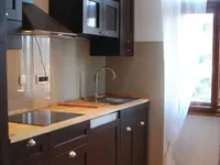 Недвижимость Three-room apartment in the Center: 9
