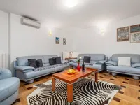 Недвижимость Жилой дом 420 м², Центр, Опатия: 10