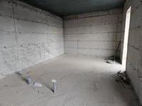 Недвижимость Семейный дом 320 м², Запад: 4