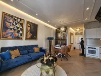 Недвижимость Three-room apartment in the center: 3