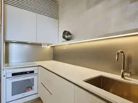 Недвижимость Three-room apartment in the center: 5