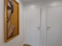 Недвижимость Three-room apartment in the center: 20