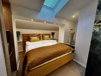Недвижимость Three-room apartment in the center: 28