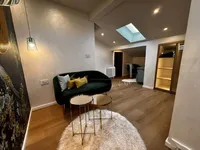 Недвижимость Three-room apartment in the center: 29