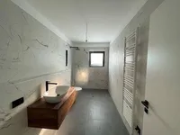 Недвижимость Four-room apartment Center: 5