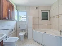 Недвижимость Three-room apartment in Ičići: 10