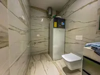 Недвижимость Трехкомнатная квартира в центре: 9