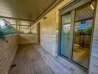 Недвижимость Трехкомнатная квартира в центре: 18