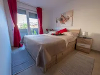 Недвижимость Three-room apartment in the center: 4