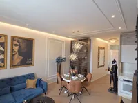 Недвижимость Three-room apartment, city center: 3