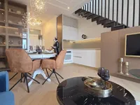 Недвижимость Three-room apartment, city center: 6
