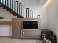 Недвижимость Three-room apartment, city center: 8