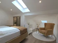 Недвижимость Three-room apartment, city center: 11