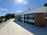 Недвижимость Four-room apartment in the city center: 3