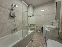 Недвижимость Трехкомнатная квартира, Опатия: 18