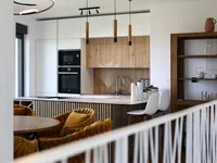 Недвижимость Two-room apartment Oprich: 3