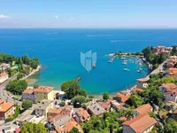 Недвижимость Two-room apartment Oprich: 14