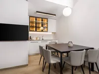 Недвижимость Two-room apartment in the center: 5