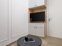 Недвижимость Two-room apartment in the center: 9
