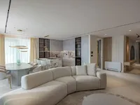Недвижимость Three-room apartment Center: 9