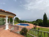 Недвижимость Family house in Pobri: 2
