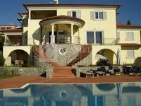 Недвижимость Family house in Pobri: 10