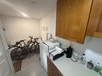 Недвижимость Two-room apartment in the city center: 16