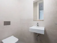 Недвижимость Three-room apartment in the center: 2